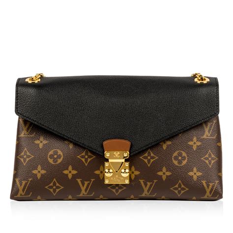 louis vuitton shoulder bag with chain strap|wallet on chain lv.